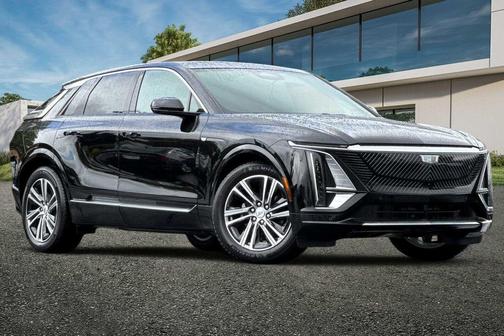 Stellar Black Metallic 2026 Cadillac LYRIQ Premium Luxury