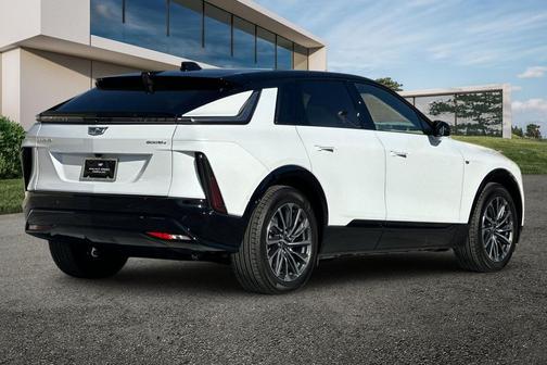 2026 Cadillac LYRIQ Premium Sport