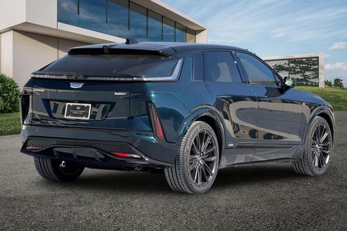 2026 Cadillac LYRIQ V