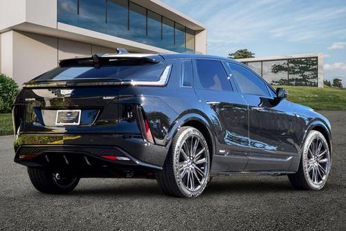 2026 Cadillac LYRIQ V