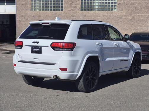 2019 Jeep Grand Cherokee Altitude