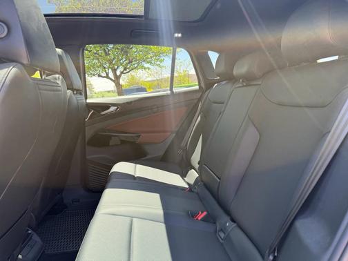 Moonstone Gray 2022 Volkswagen ID.4 Pro S