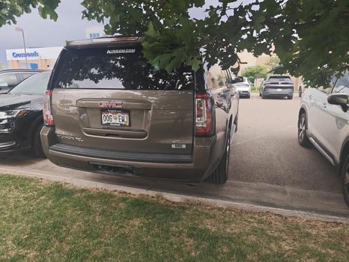Bronze Alloy Metallic 2016 GMC Yukon XL SLT