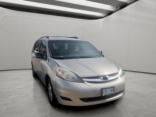 2006 Toyota Sienna LE