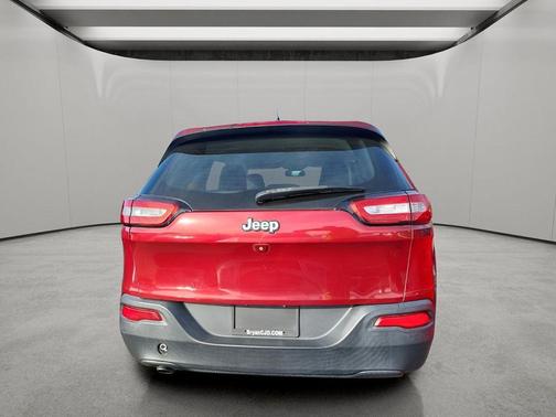 2015 Jeep Cherokee Sport