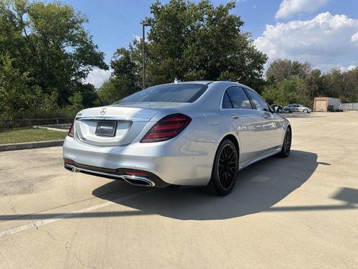 2018 Mercedes-Benz S-Class S560