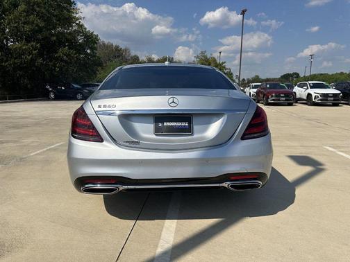 2018 Mercedes-Benz S-Class S560