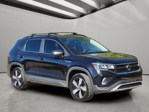 Deep Black Pearl 2023 Volkswagen Taos 1.5T S