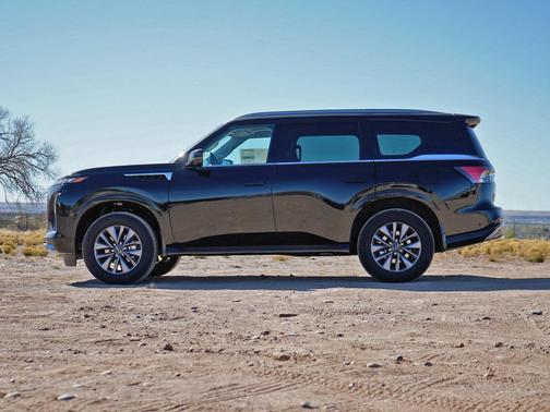 Black Obsidian 2026 INFINITI QX80 PURE AWD
