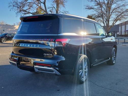 2026 INFINITI QX80 PURE AWD