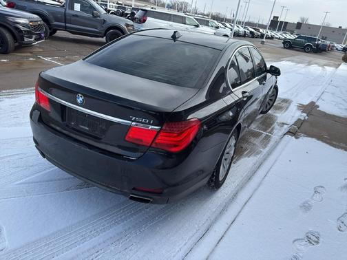 2010 BMW 750 i xDrive