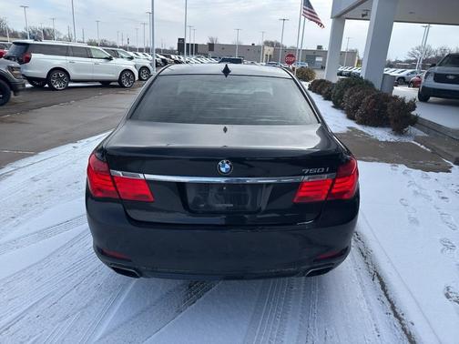 2010 BMW 750 i xDrive