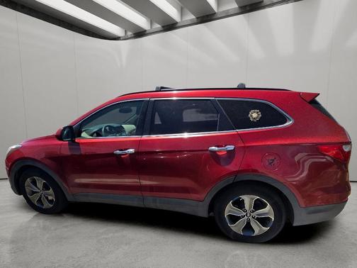 Regal Red Pearl 2015 Hyundai SANTA FE GLS