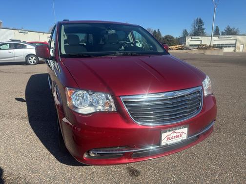 2012 Chrysler Town & Country Touring