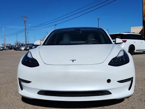 2022 Tesla Model 3 Standard Range