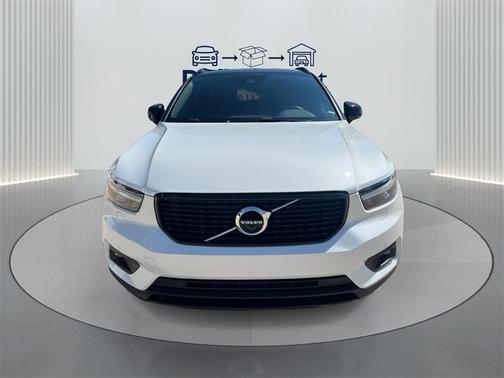 2020 Volvo XC40 T5 R-Design
