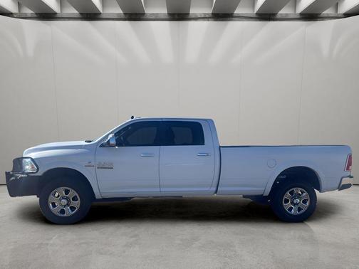 2018 RAM 2500 Laramie Crew Cab 4x4 8' Box