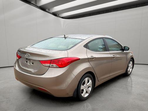 Desert Bronze 2013 Hyundai ELANTRA GLS