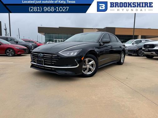 Phantom Black 2022 Hyundai SONATA SE