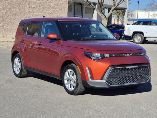 2024 Kia Soul LX