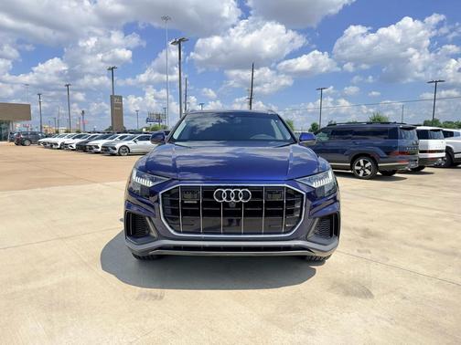 Navarra Blue Metallic 2021 Audi Q8 55 Premium Plus