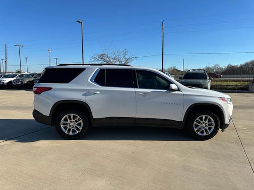 2020 Chevrolet Traverse LT Leather