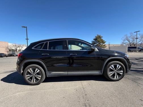 2025 Mercedes-Benz GLA 250 4MATIC