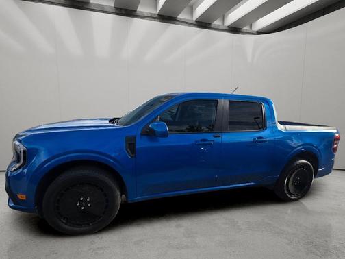 Velocity Blue 2025 Ford Maverick Lobo Standard