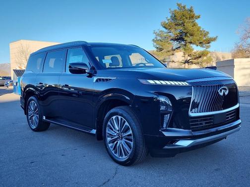 Black Obsidian 2026 INFINITI QX80 Luxe