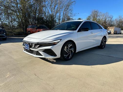 2025 Hyundai ELANTRA Sport