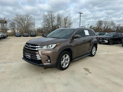 2017 Toyota Highlander Limited