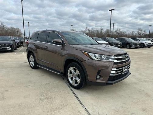 2017 Toyota Highlander Limited