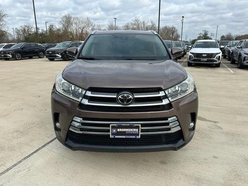 2017 Toyota Highlander Limited