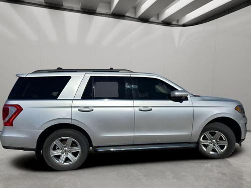 INGOT SILVER METALLIC 2019 Ford Expedition XLT