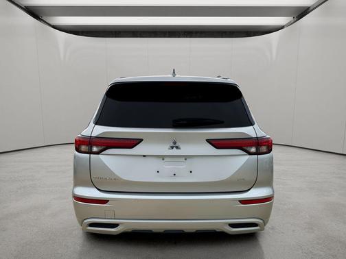 Alloy Silver Metallic 2022 Mitsubishi Outlander SEL