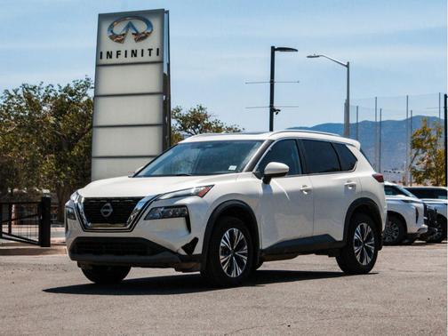 Pearl White Tricoat 2023 Nissan Rogue SV