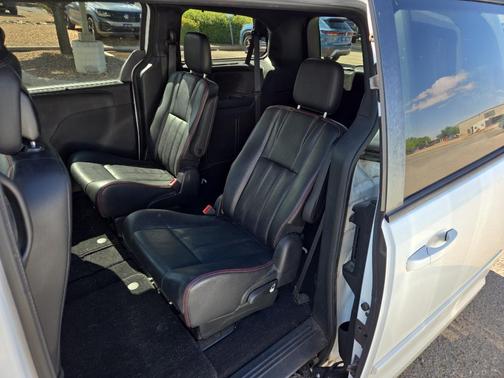 Bright White Clearcoat 2015 Dodge Grand Caravan R/T