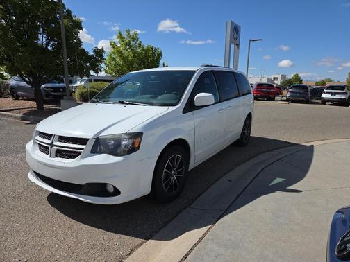 Bright White Clearcoat 2015 Dodge Grand Caravan R/T