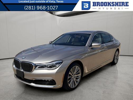 Glacier Silver Metallic 2018 BMW 750 I