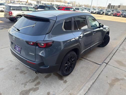 2024 Mazda CX-50 2.5 S Preferred Package
