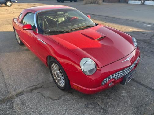 2005 Ford Thunderbird Deluxe