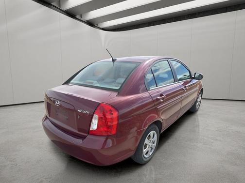 2010 Hyundai Accent GLS
