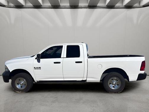 Bright White Clearcoat 2016 RAM 1500 Tradesman