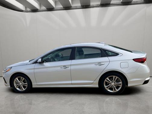 Symphony Silver 2019 Hyundai SONATA SEL