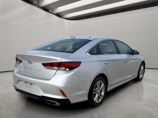 Symphony Silver 2019 Hyundai SONATA SEL