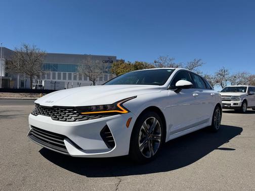 2022 Kia K5 LXS