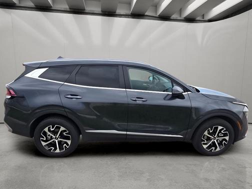 Gravity Gray 2024 Kia Sportage EX