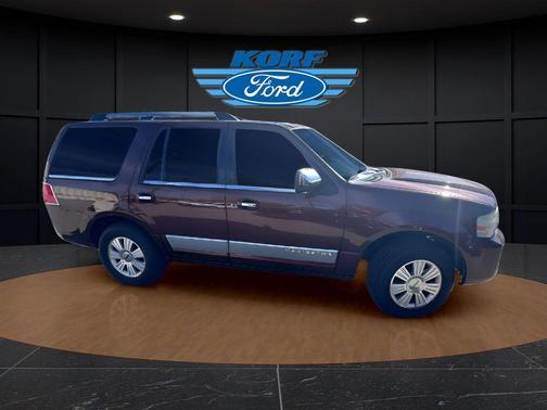 2010 Lincoln Navigator Base