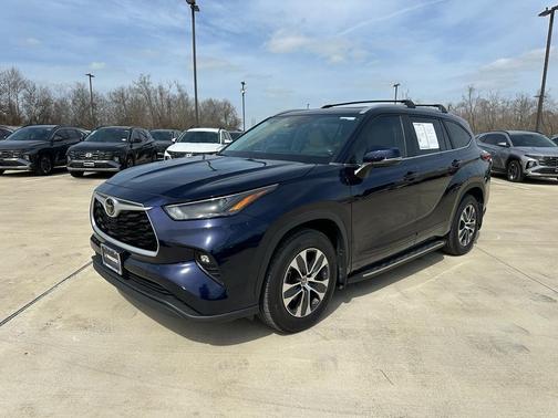 2023 Toyota Highlander XLE