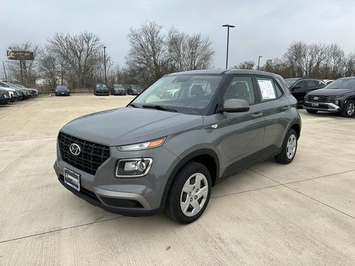2020 Hyundai VENUE SE